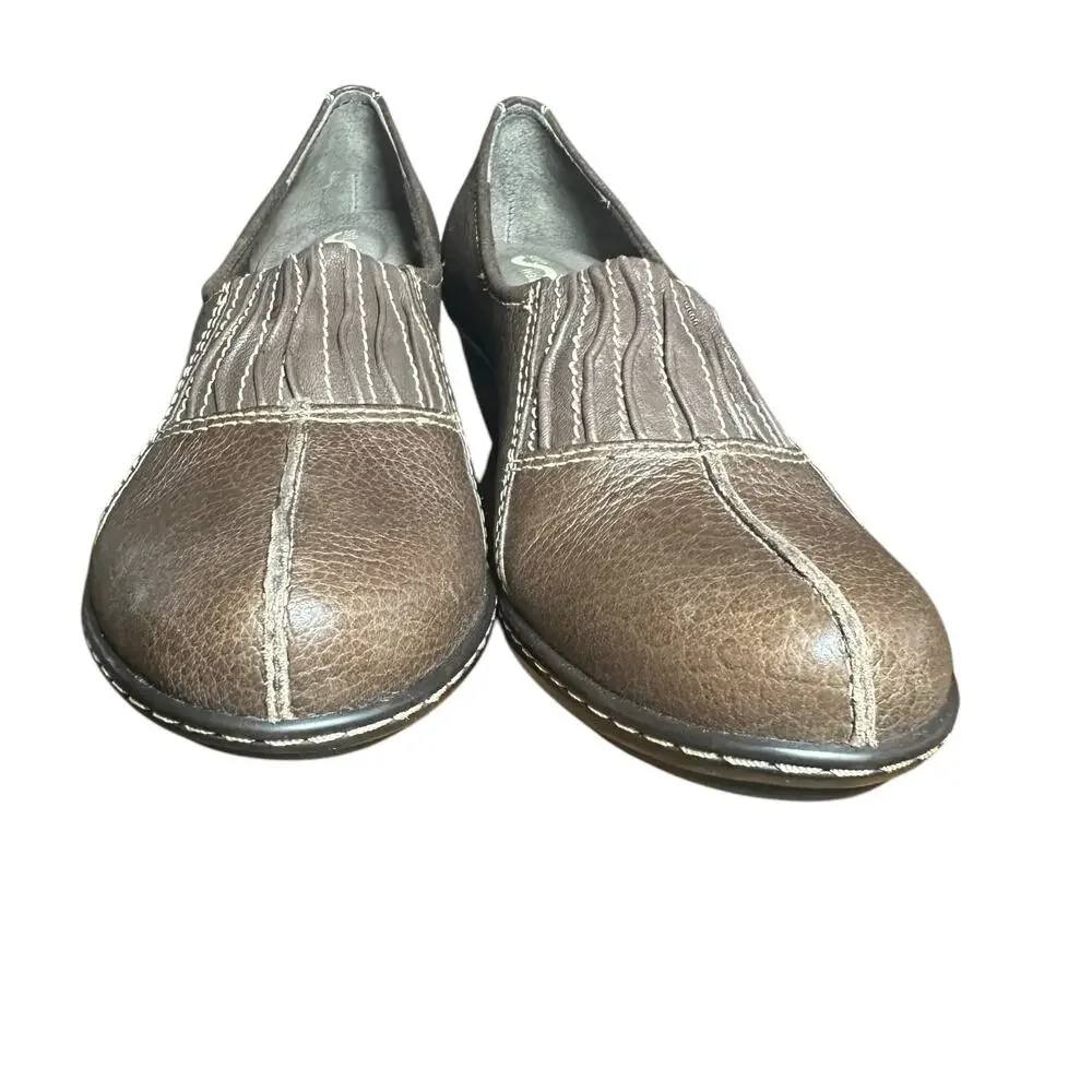 SoftWalk Women’s Leather Slip-On Shoes 7.5 Narrow Comfortable Casual Flats